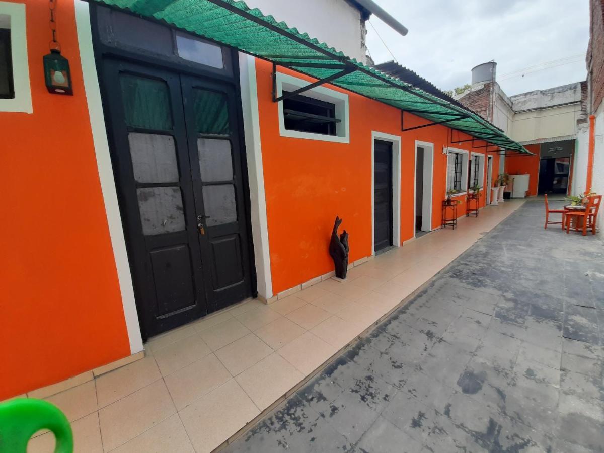 סלטה Plaza Hostel Sj 2 מראה חיצוני תמונה