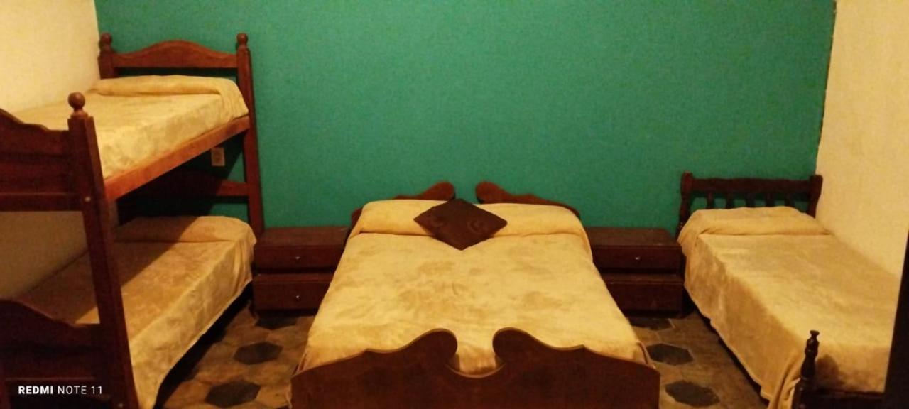 סלטה Plaza Hostel Sj 2 מראה חיצוני תמונה