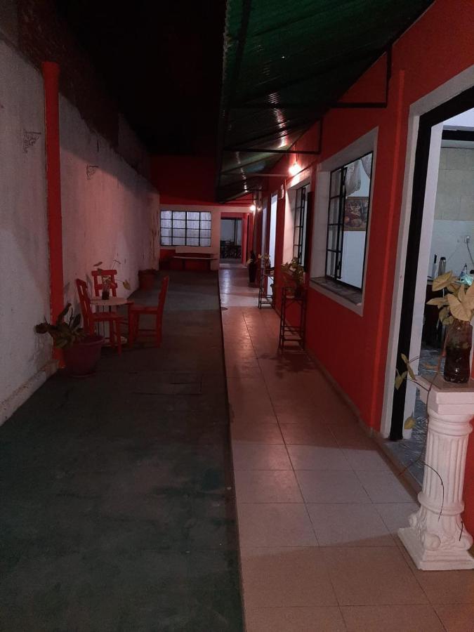 סלטה Plaza Hostel Sj 2 מראה חיצוני תמונה
