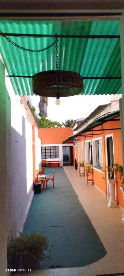 סלטה Plaza Hostel Sj 2 מראה חיצוני תמונה