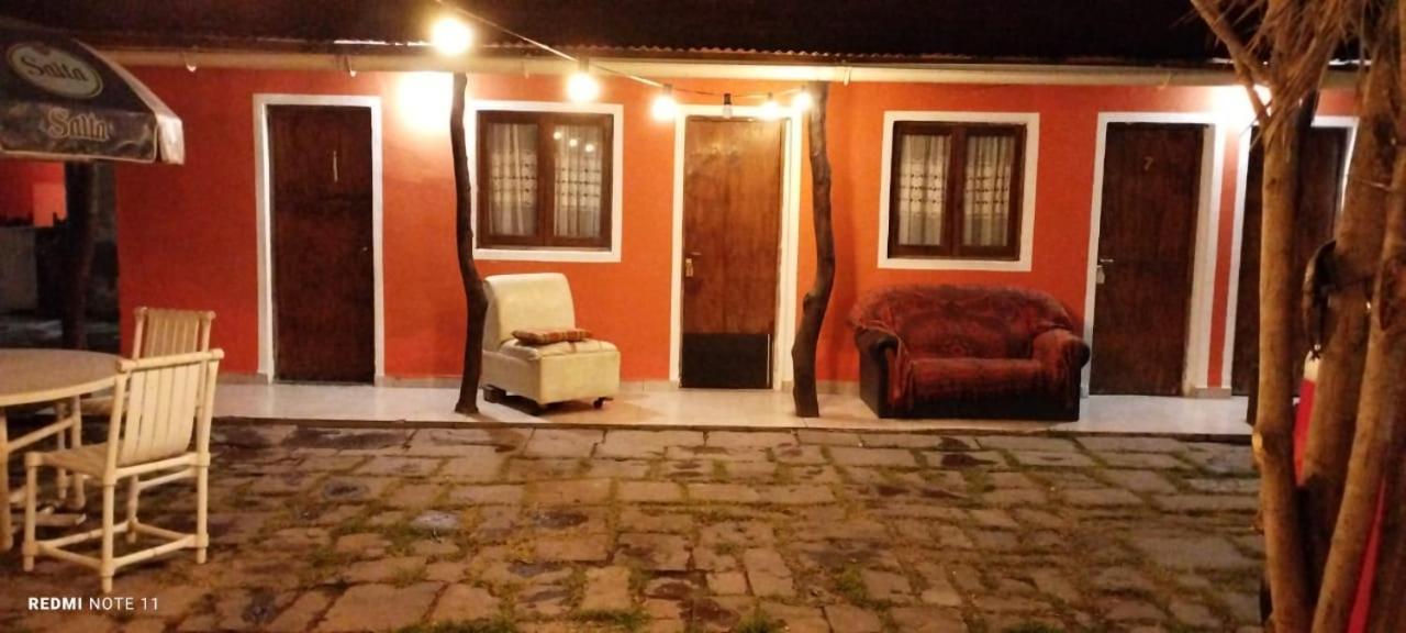 סלטה Plaza Hostel Sj 2 מראה חיצוני תמונה