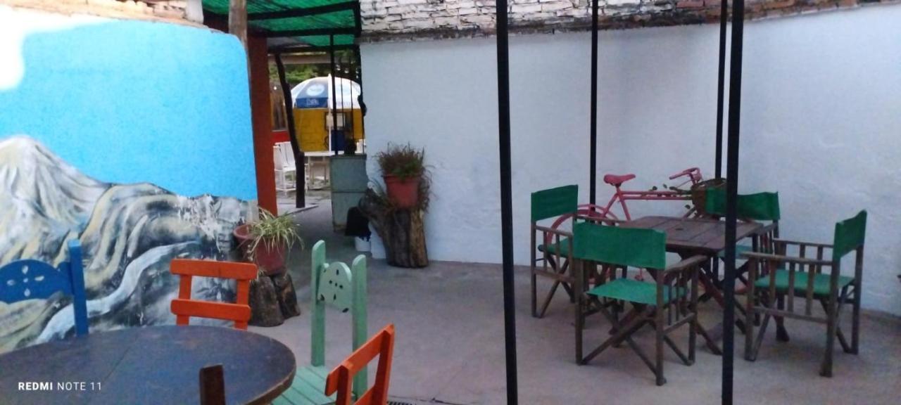 סלטה Plaza Hostel Sj 2 מראה חיצוני תמונה